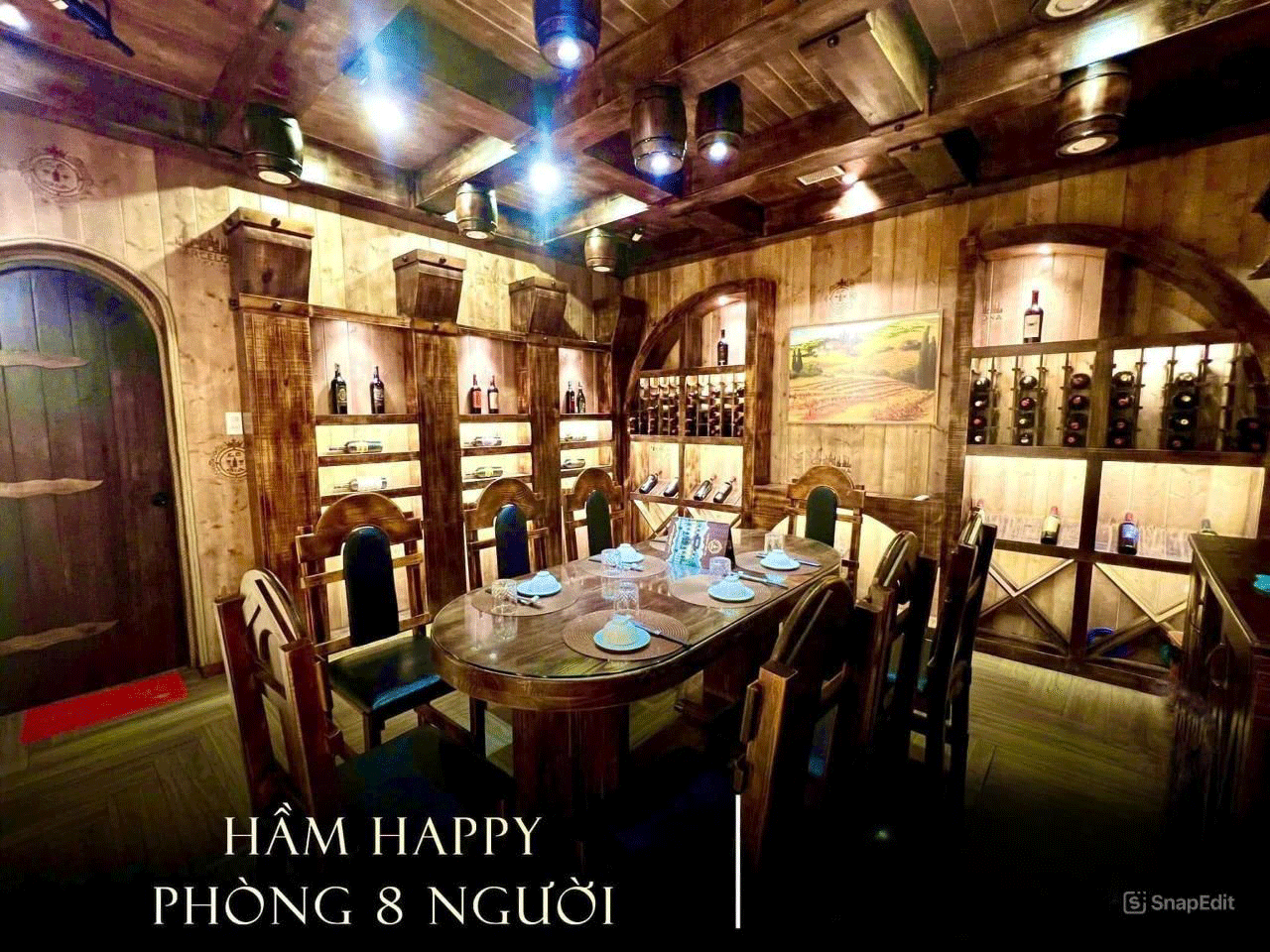 Thiết kế phòng vip hầm rượu sang trọng tại Hà Nội 2