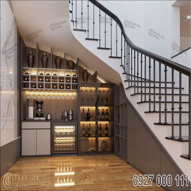 Hầm rượu mini chân cầu thang